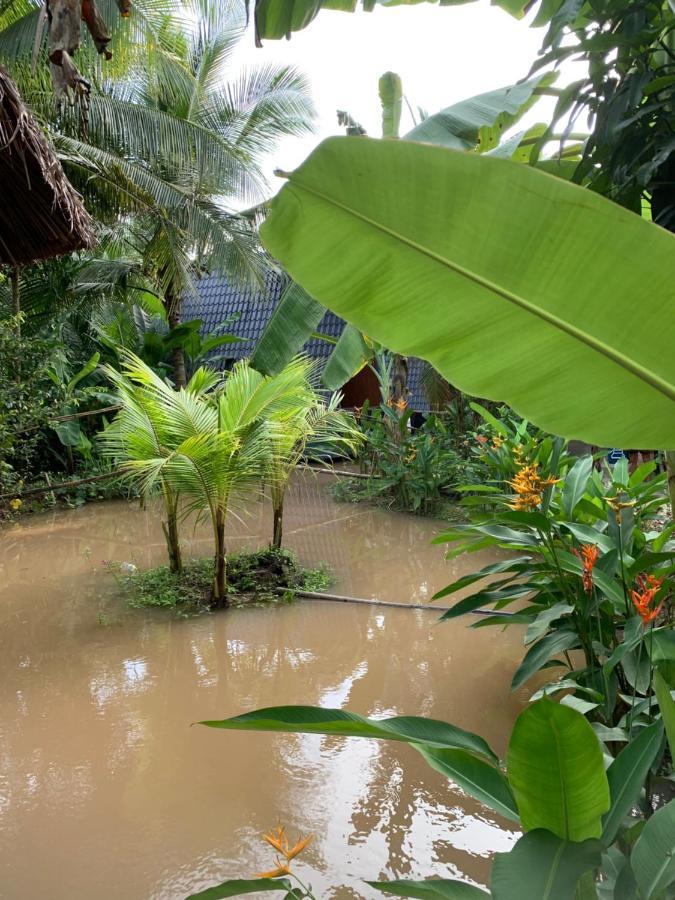 Homestay Nam Ham Luong Ben Tre Bagian luar foto