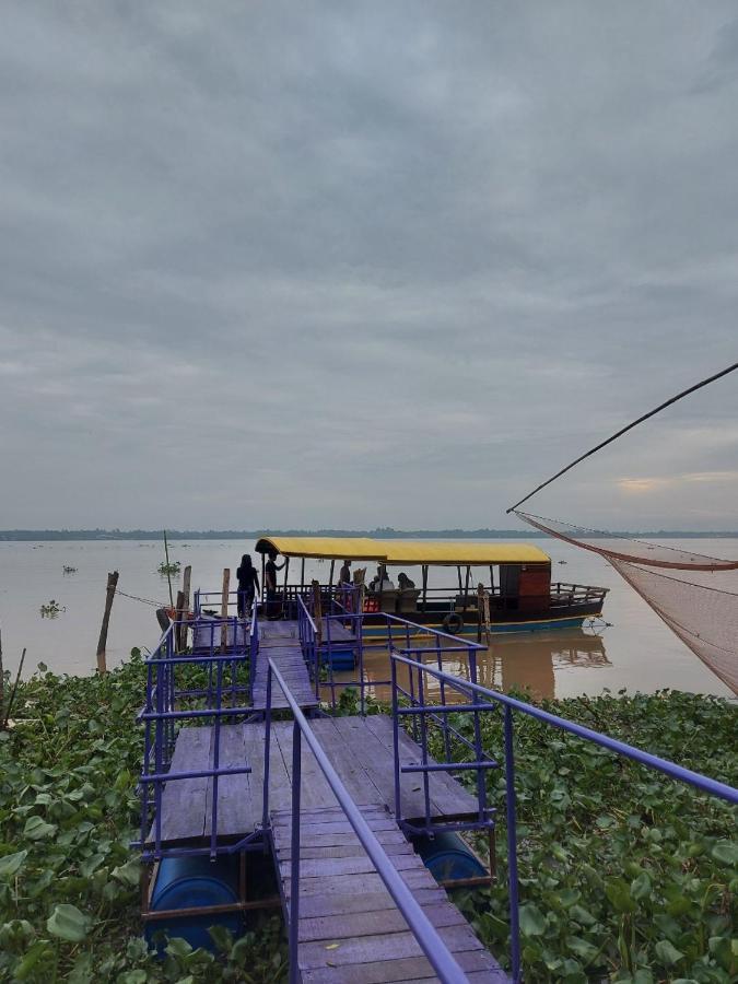 Homestay Nam Ham Luong Ben Tre Bagian luar foto